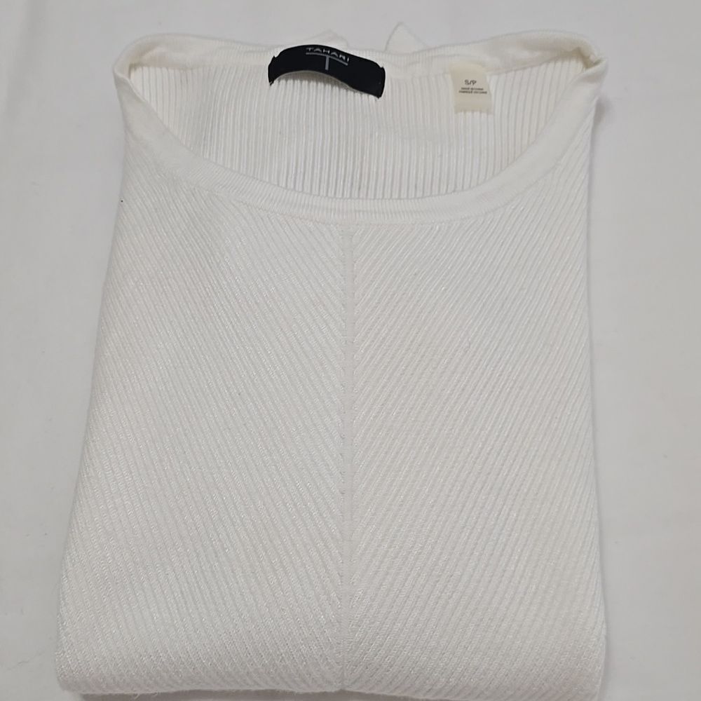 Tahari Ribbed Knit Top S‎ - Picture 6 of 6